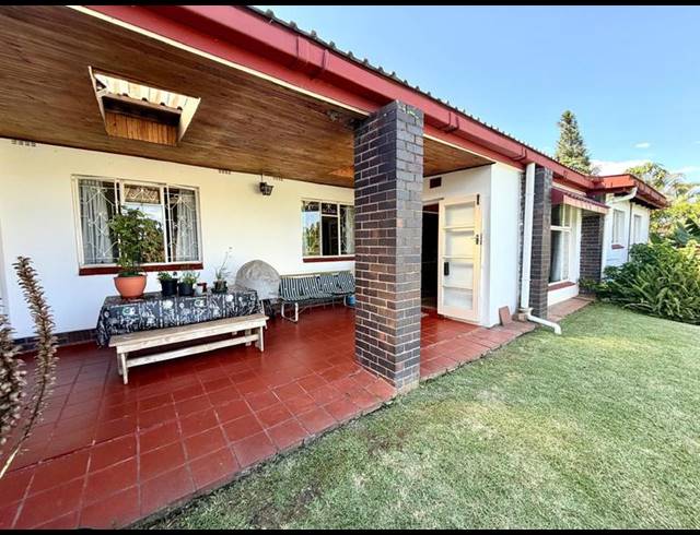 6 BEDROOM HOUSE FOR SALE IN CLARENDON